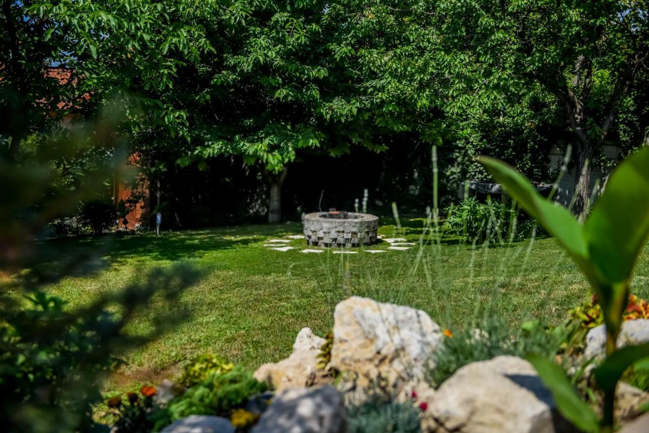 Balatonfuered Apartmanhaz Luaran gambar